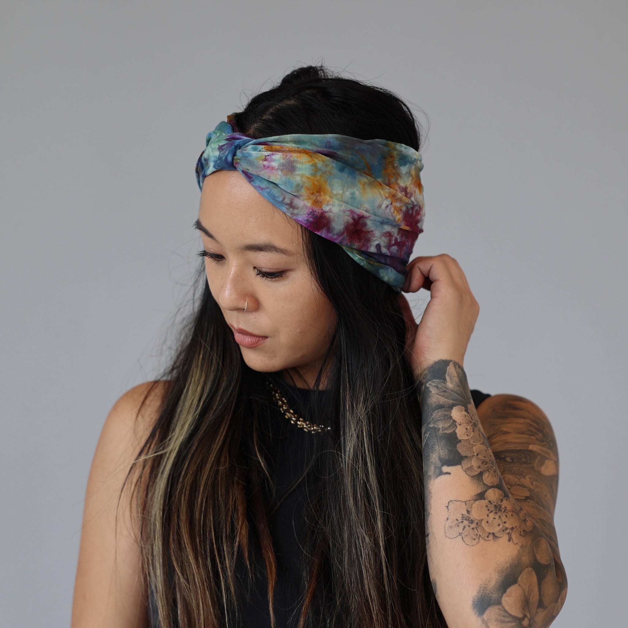 Lot of 7 head wraps - Ooakshell, Breesy bands, unbranded African Print Satin-Lined Headbands - Mudvii main image 3