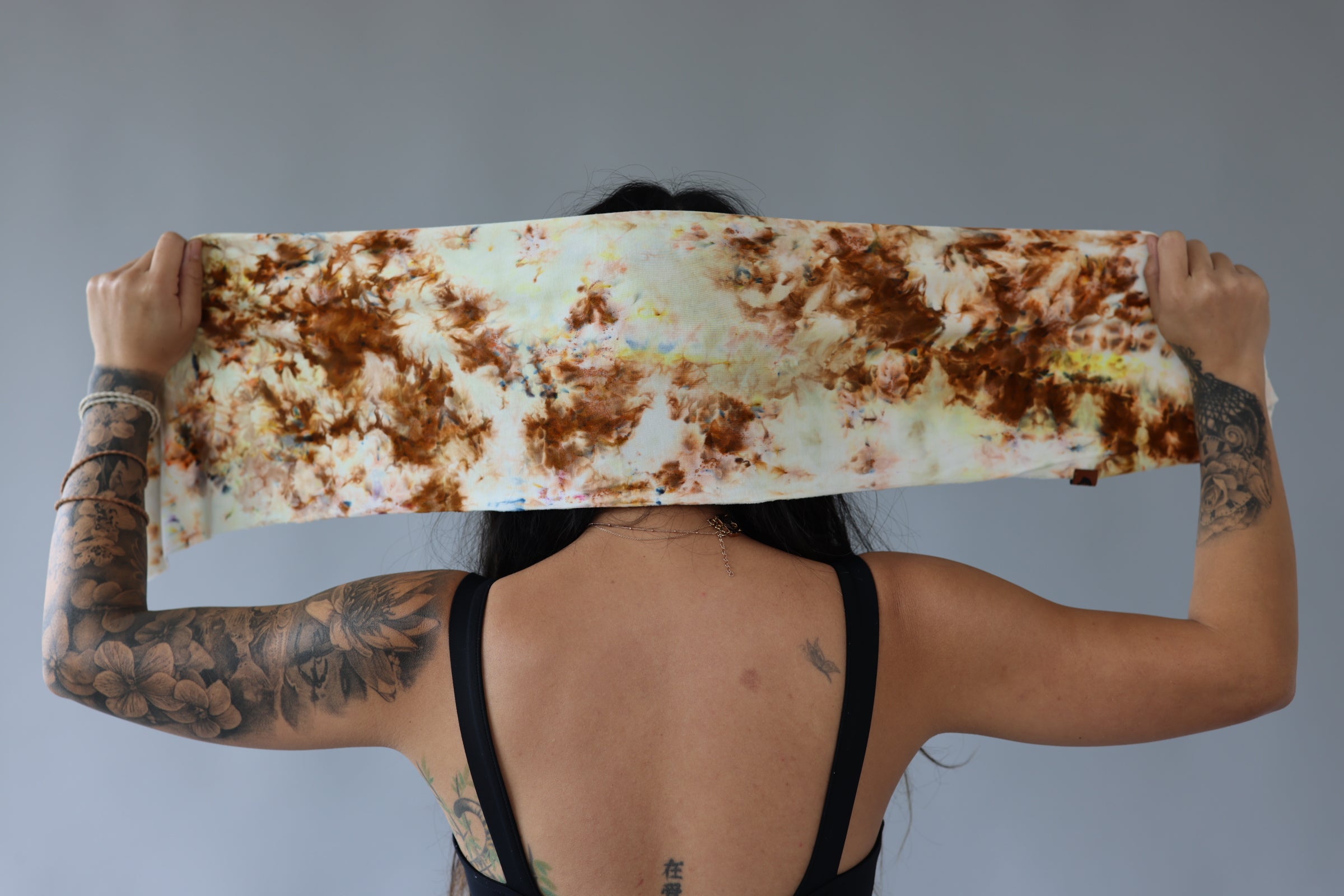 ooakshell adjustable wide headband • tide • oceano dunes ooakshell inc